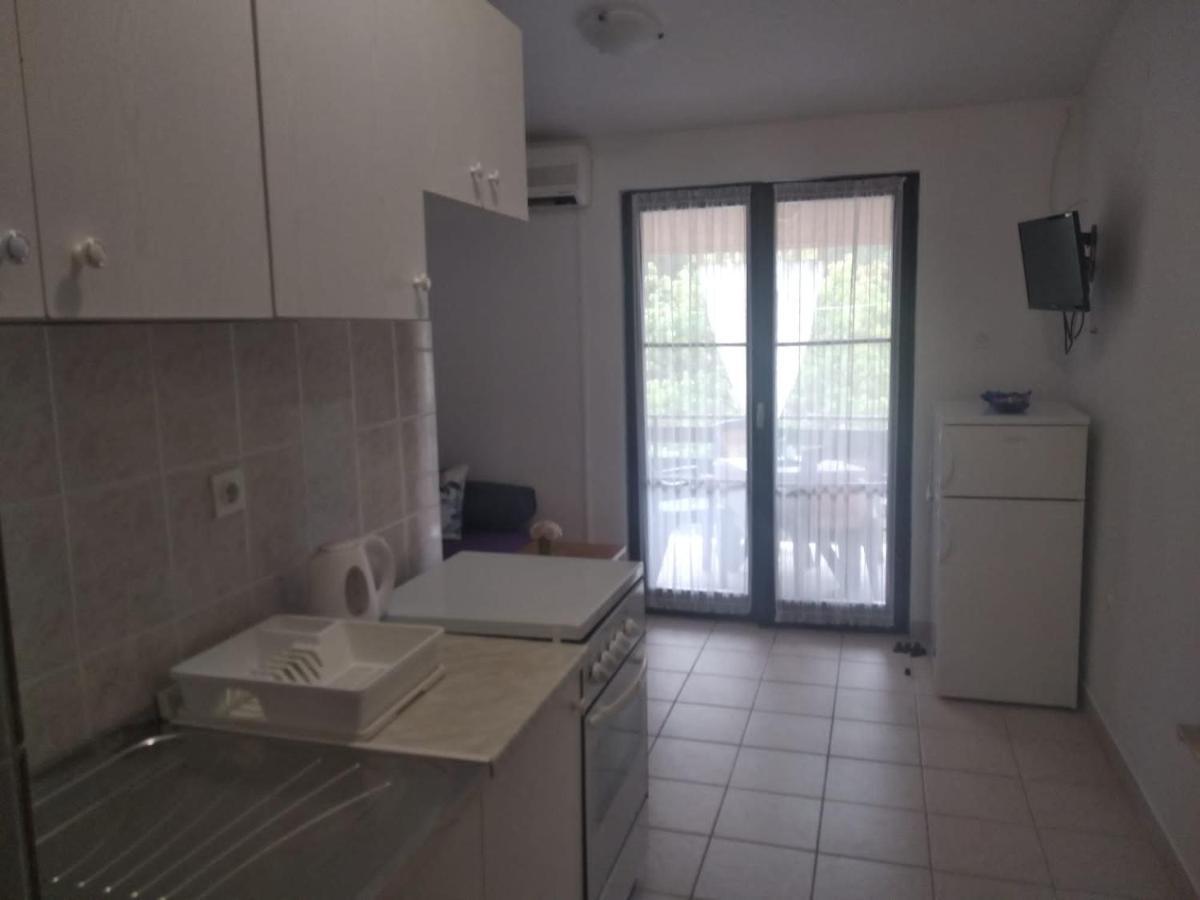 Apartment Savic Стариград-Пакленица Екстериор снимка